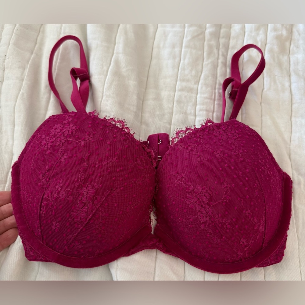 Victoria's Secret Lace Push-Up Bra in Fuchsia